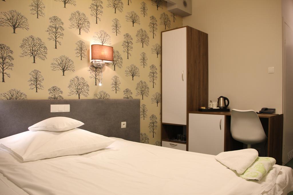 Hotel Lesny Сопот Екстериор снимка